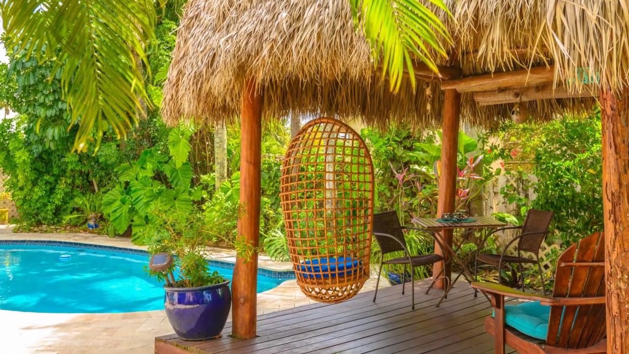 Single Family Pool Home in Davie, Florida - Sold By Daniela Melaniti