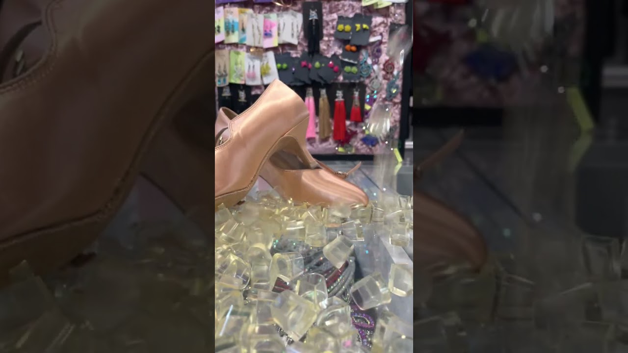 Накаблучники и другие аксессуары для обуви в салоне Dance Line 