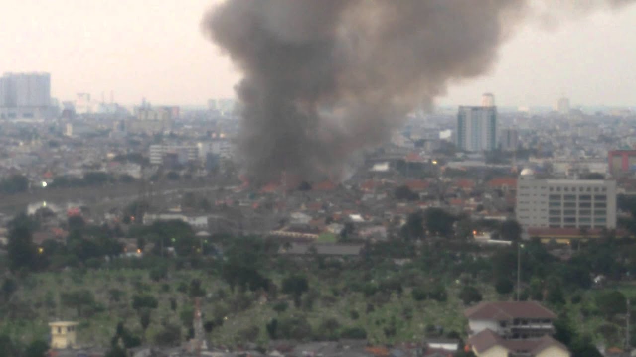 Kebakaran Di Jati Bunder Tanah Abang 5 Maret 2015 - YouTube