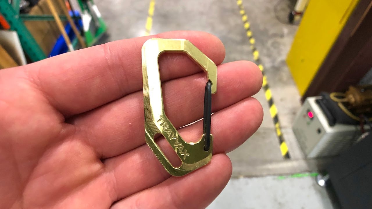 Carabiner Fun – How Carabiner Keychains Are Useful - Trayvax