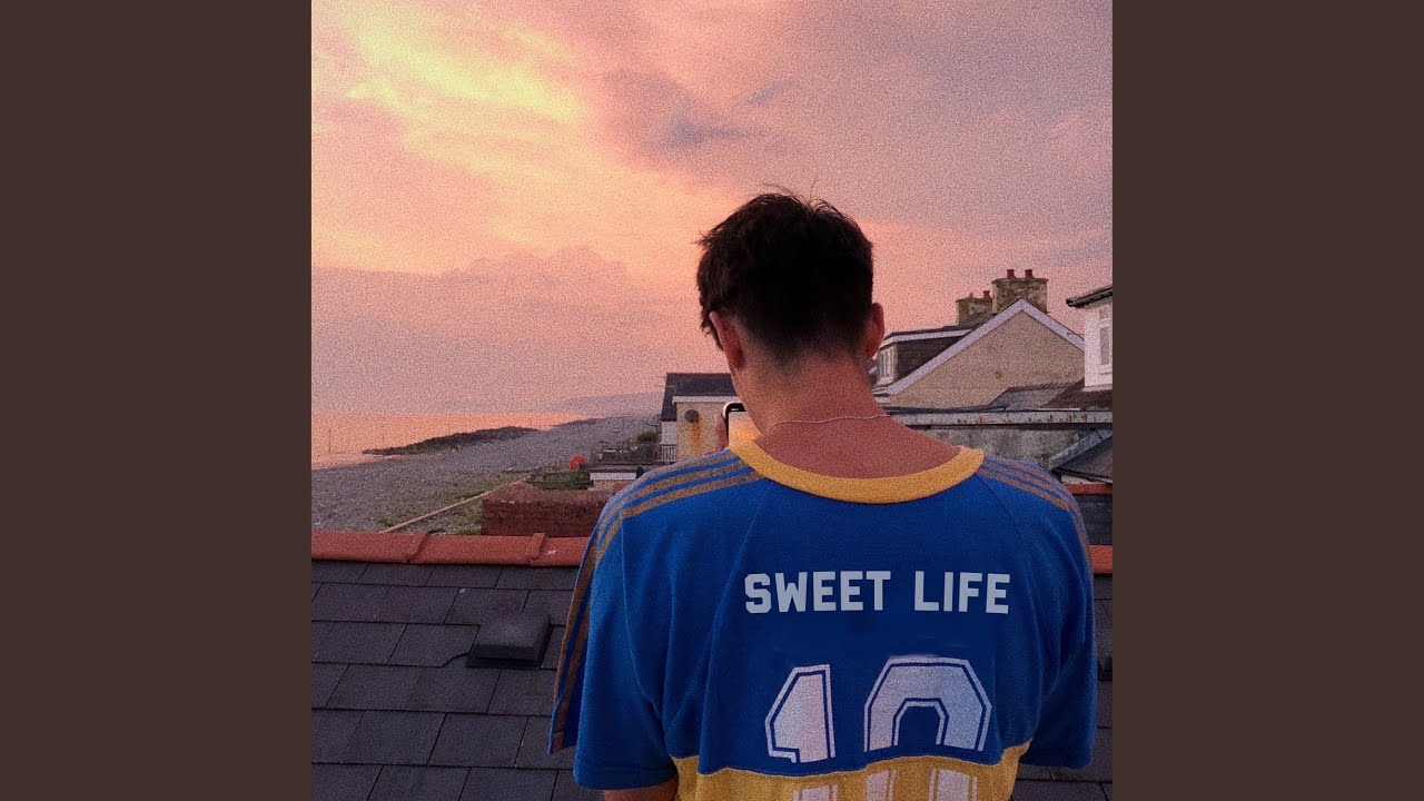 在 YouTube 上观看 Sweet Life 在 YouTube 上观看 Sweet Life