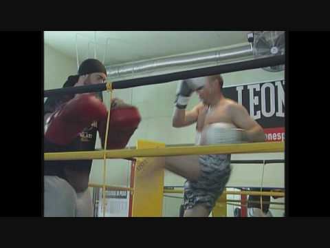 Incontri di BOXE e KICK BOXING, CLUB SCACCHIA organizza sabato 3 luglio 2010 ore 21 00, Piazza…