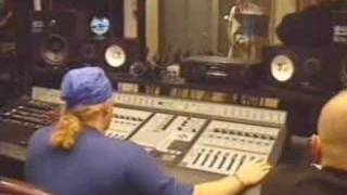 Nsync - You Don't Have to Be Alone in studio