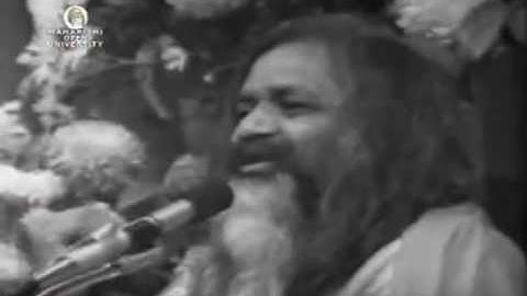 Maharishi Mahesh Yogi sobre "Sat Chit Ananda" 14 min youtube