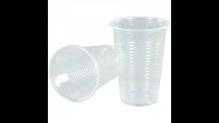 Звук наливания воды в пластиковый стаканчик The sound of pouring water into a plastic disposable cup