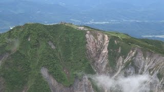 大山で夏山開き  中国地方最高峰