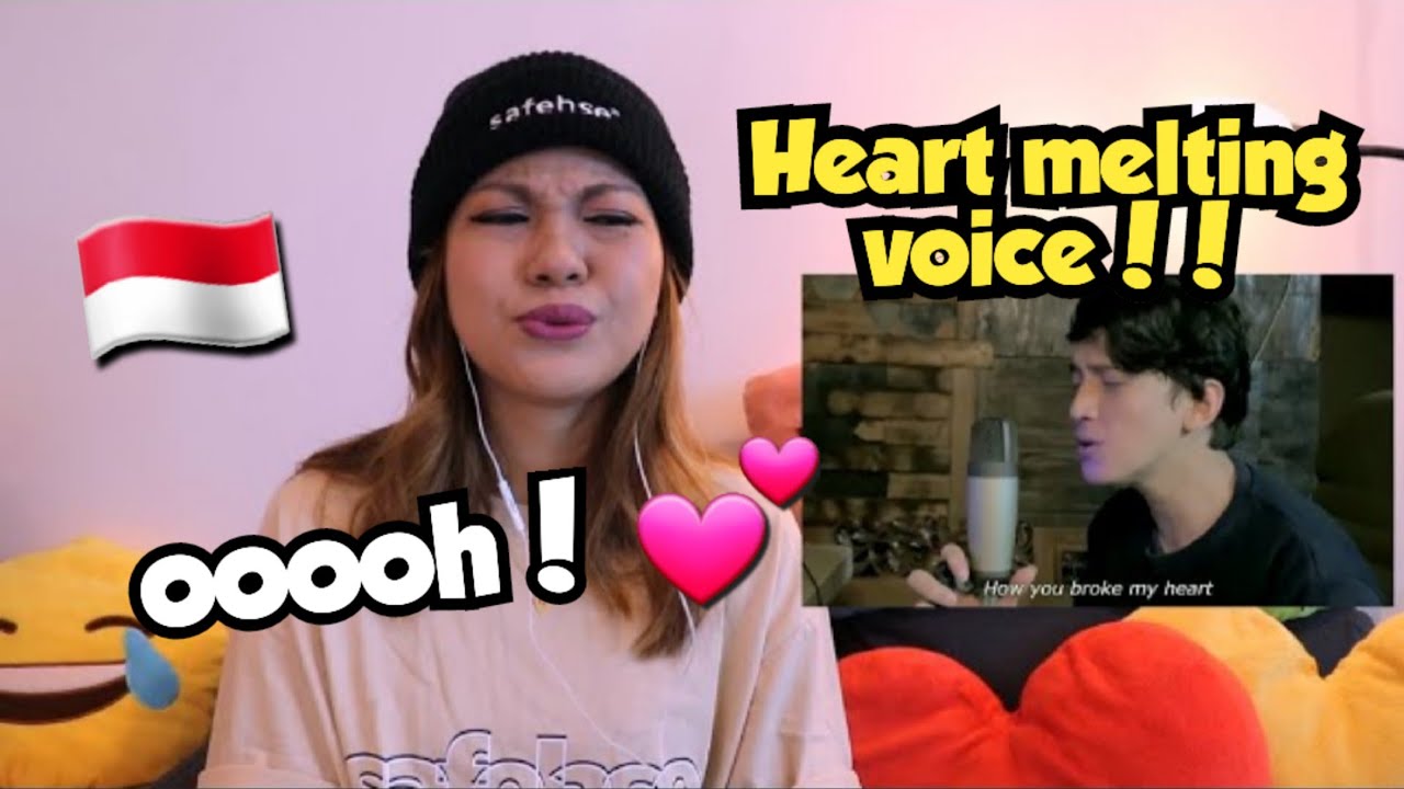 Dimas Senopati - I Don't Want to Talk About it (Rod Stewart) Acoustic Cover Reaction | Krizz Reacts