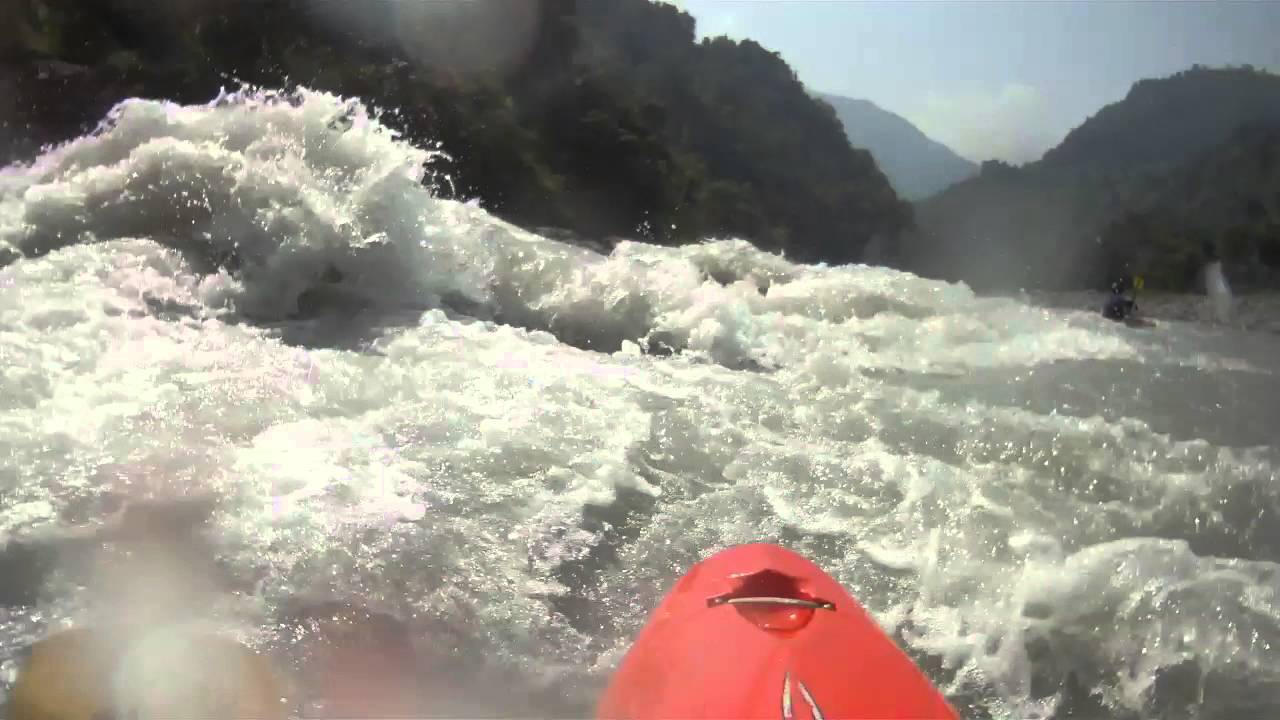Whitewater Kayaking Kali Gandaki Nepal 2012 YouTube