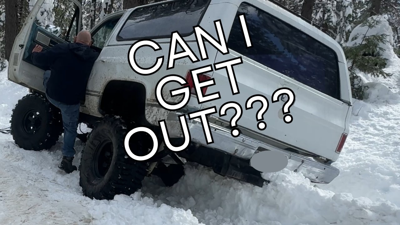 4WD stuck in LOTS OF SNOW!