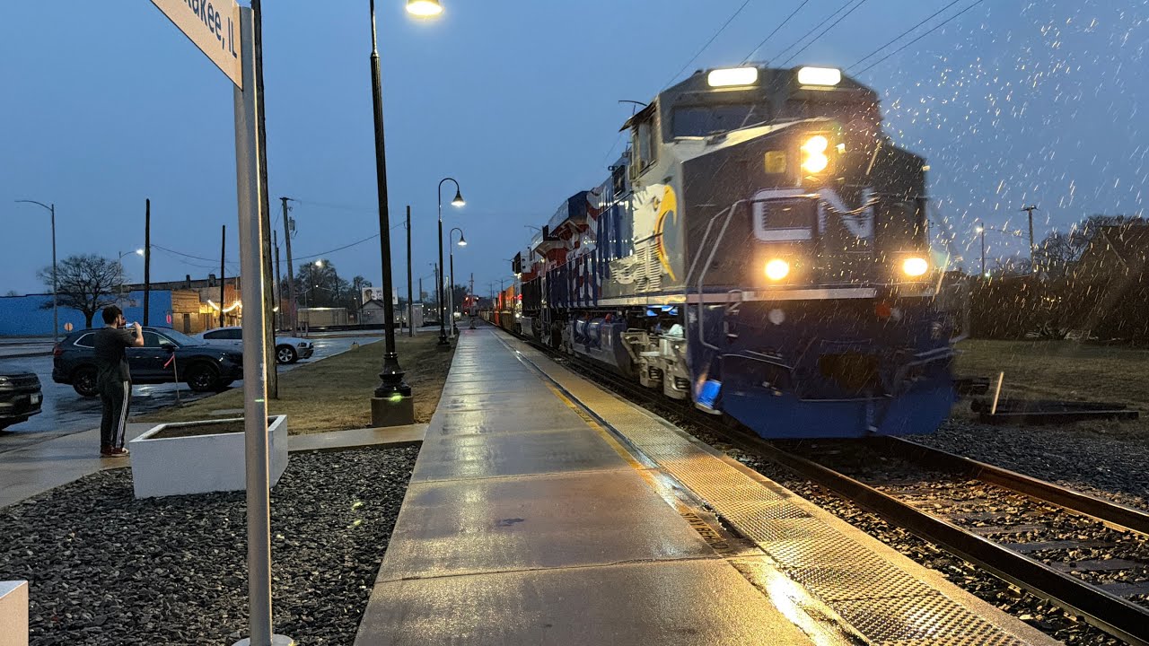 CN 1776 And CN 2026 (250th Anniversary Units) Lead CN Z195-71 In