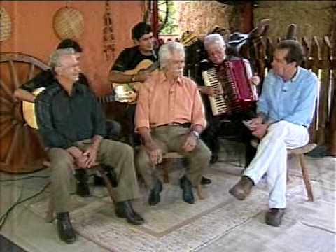 jardineira amarela liu e leo