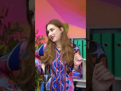 Бедная Девушка в Элитной Школе!