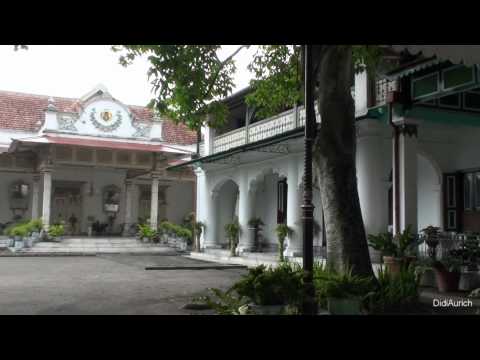 Video: Der Kraton von Yogyakarta, Zentral-Java, Indonesien