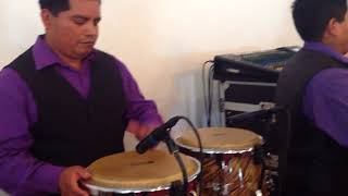 Video thumbnail of "Servidores de Cristo-----inmolado en el calvario"