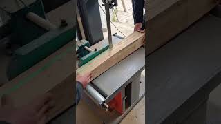 very satisfying way of cutting wood #shortvideo #satisfying #cuttingskills #woodworking