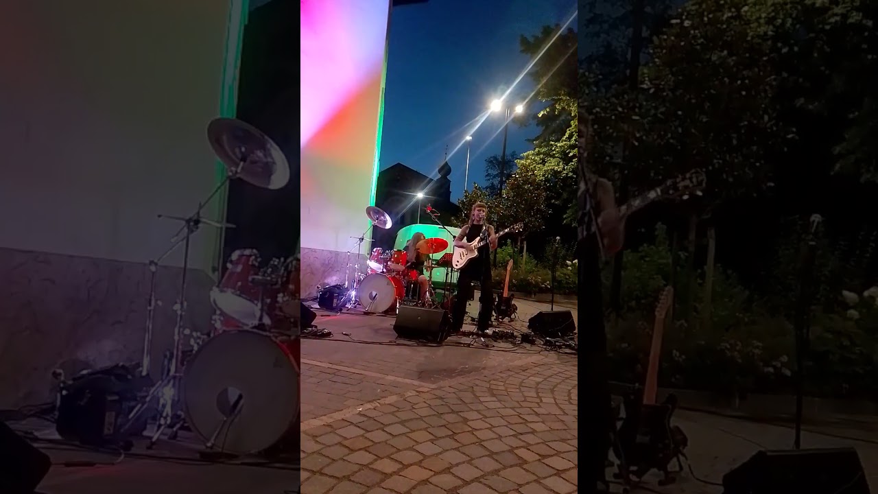 Facile Preda - Zelda Mab live power duo