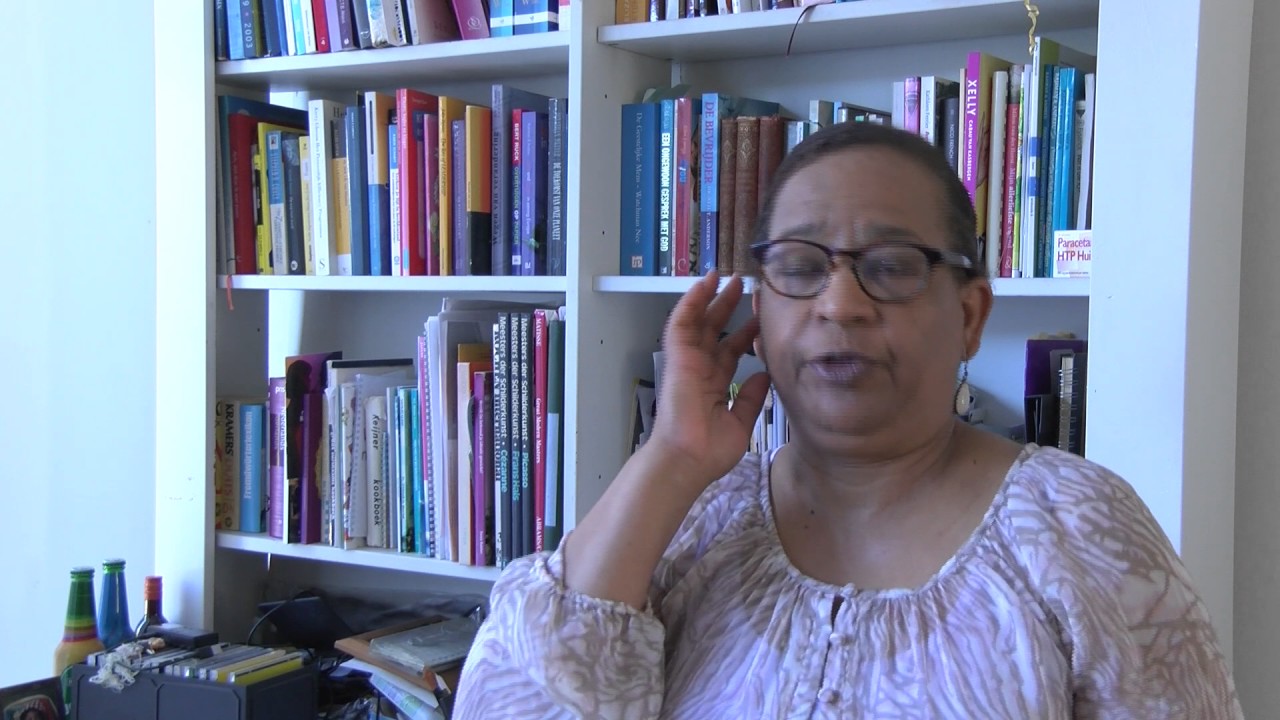 Het is druk op de Prins Hendrikkade in Amsterdam