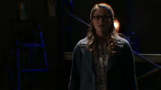 Kara Danvers & Kate Kane talk with each other about batman