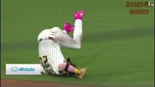 MLB \\ Tatis Jr Acrobatic Plays