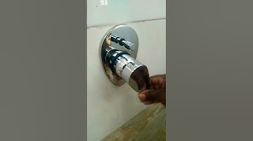 diverter fitting 👍🔧🔧 bathroom diverter installation #plumber #plumbingvideos