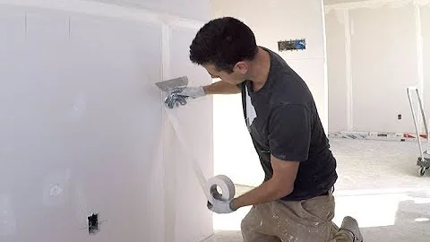 HOW TO TAPE DRYWALL (BUTT JOINTS WITH PAPER TAPE)