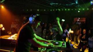 Synthaesiarise & Shine-Chris C & Phil Traitor Featuring Galia