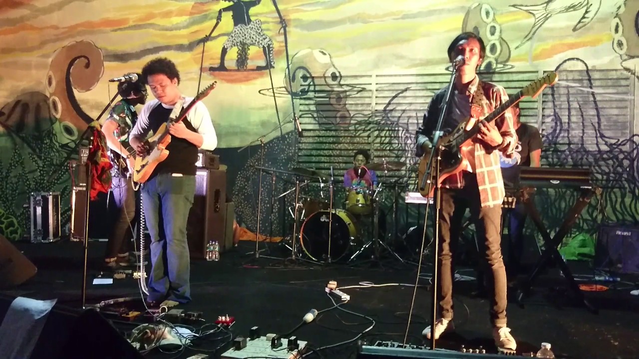 Spacedays - Good Times + Lucy (Live at Puteri Harbour)