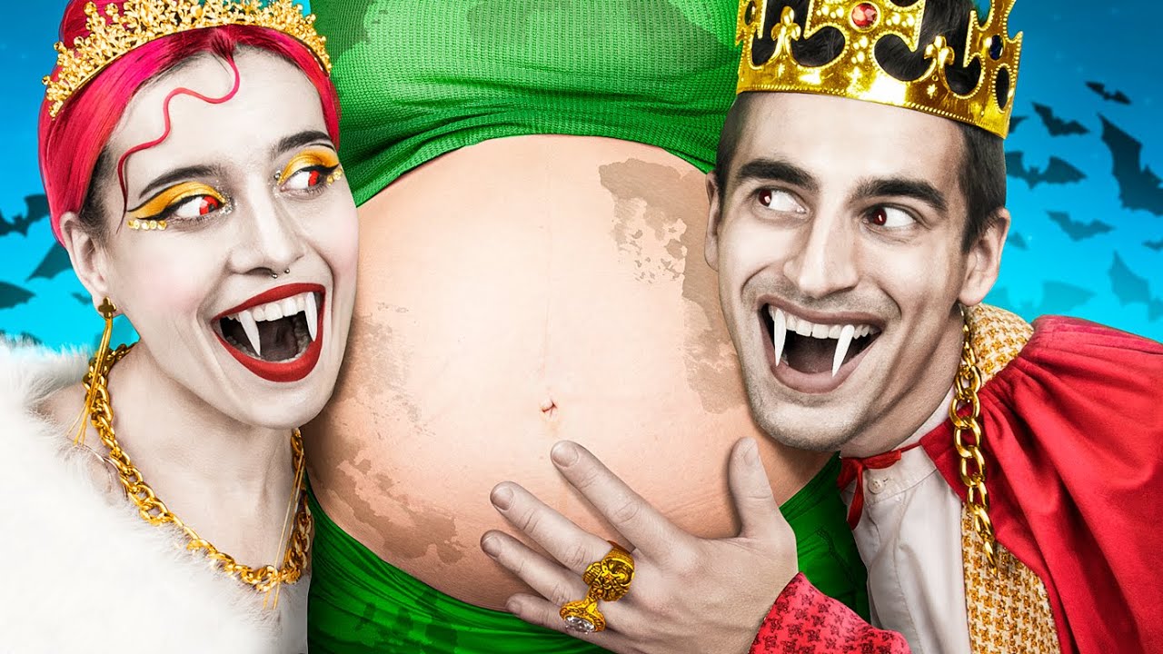 Poor Pregnant In a Rich Vampire Family / Pregnant Vampire