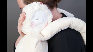 HUG by LAUGH