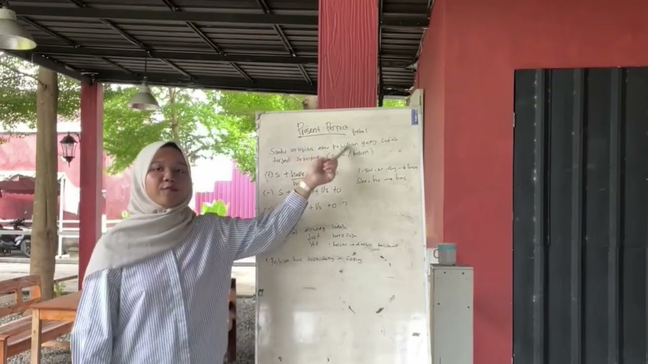 BEC CTC 172 micro teaching presesnt perfect verbal (gracious class)