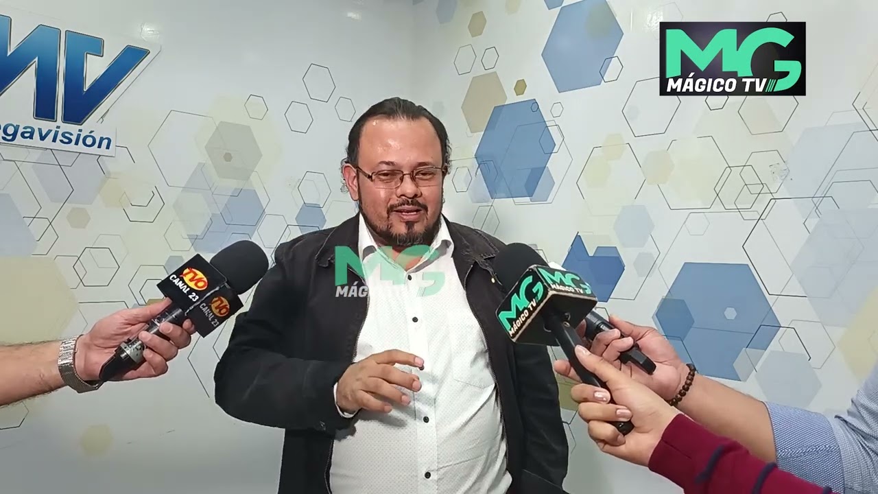 Walter Fagoaga, sociólogo: “Los de Nuevas Ideas necesitan al presidente Bukele”.