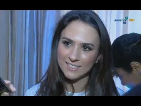 Tata Werneck fala de sua personagem Valdirene ao TV Fama (26/07/2013)
