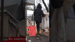 Savaşın Çocuklara Vermiş Olduğu Ağır Yüklerden Biri Sevin Sevelim Sarılın Sarılalım