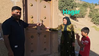 What Is the Electrician's Real Intention Behind Keeping Hajar Away from Her Ex-Husband? screenshot 5