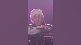 iKON Get Back Limited Tour Manila - DK Solo: Groovin