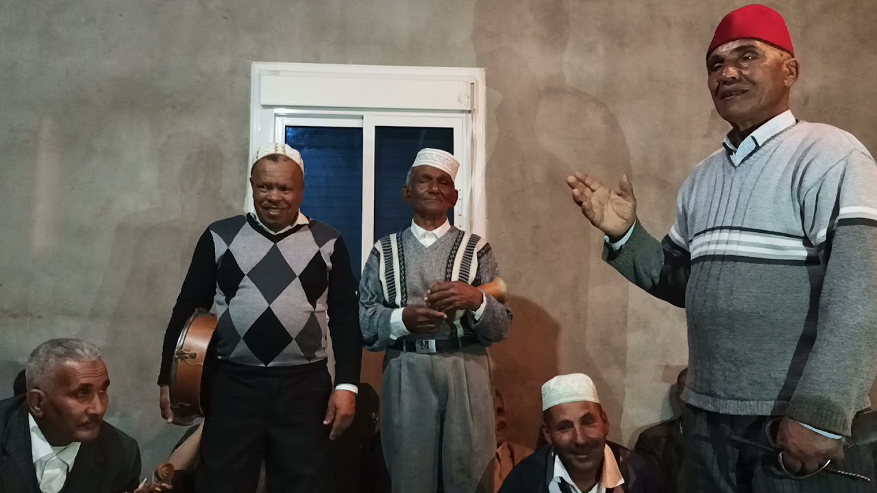 الشيخ ميزميز عبيدات الرمى دار الݣداري بجهة الغرب .