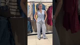 Deze Luchtige Linnen Looks In Het Wit, Bruin En Blauw Zijn Perfect Voor Zonnige Dagen