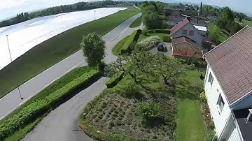 First flight with DJI phantom 2 vision+ with a small crash.