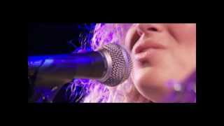 Tori Kelly - Design
