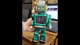 In for a tune up is a custom 20-year-old Atom robot. Made from repro China parts and resin parts.