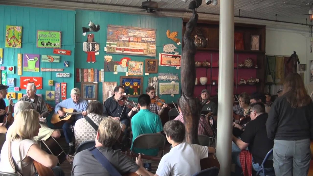 Joie De Vivre Cafe in Breaux Bridge La (6)