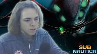 ФЫВФЫВ ВЫЖИВАЕТ в ПОДВОДНОМ МИРЕ в SUBNAUTICA! 😱