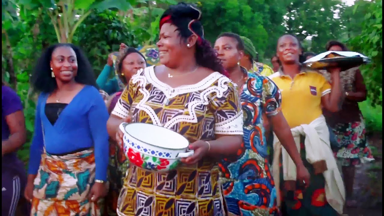 2020 [CHANSONS DE MARIAGE COUTUMIER CHEZ LES MBOUDA] OUEST CAMEROUN (BAMILEKE) par Alix Aubain Tcho