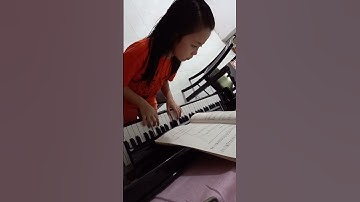 Thumbnail of Buzz Buzz Buzz [Forte 2] 'Piano' [Bellvania Allegra Rahmat] Teacher : Miss Natasya