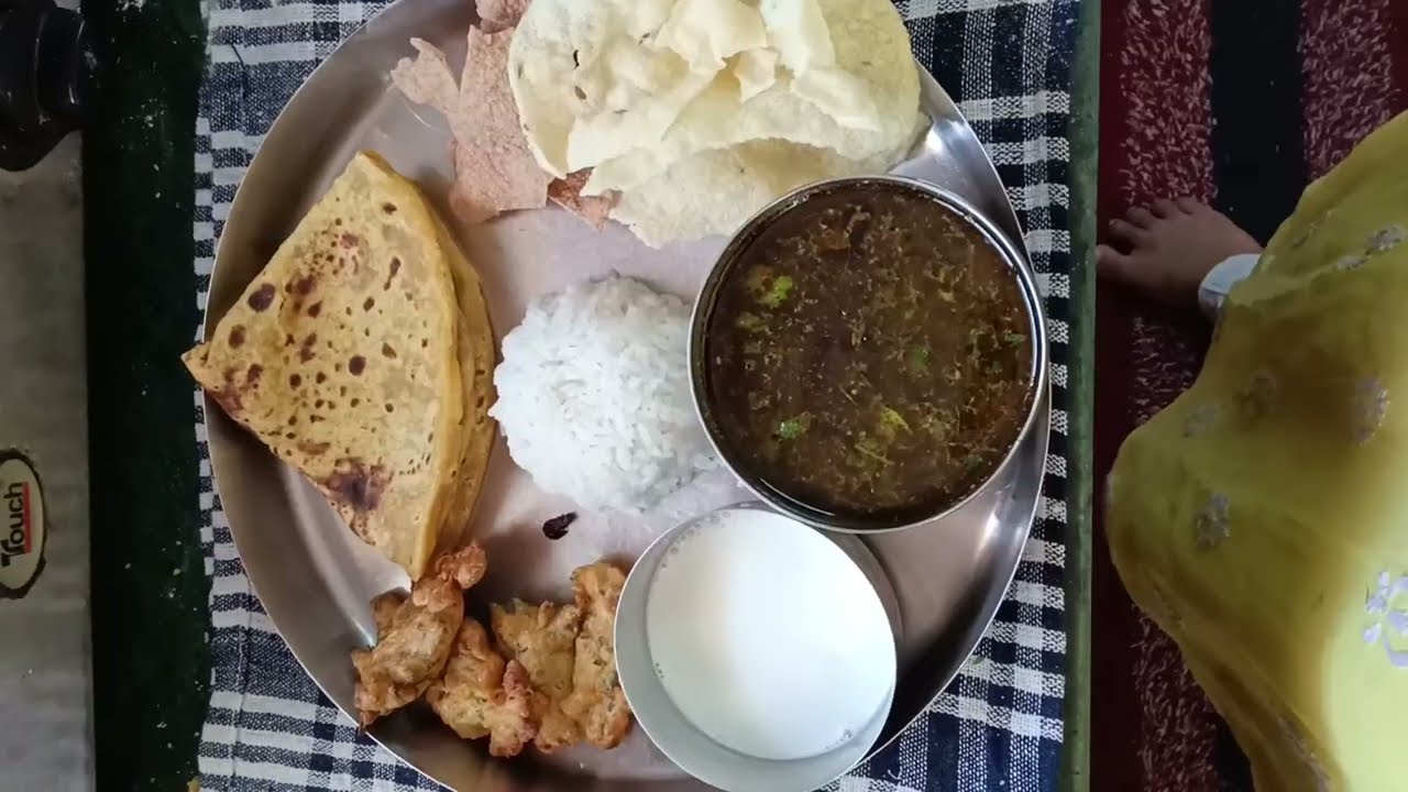 Holika Dahan chi tumhala tumcha Parivar ala Anantha Anantha shubhechha