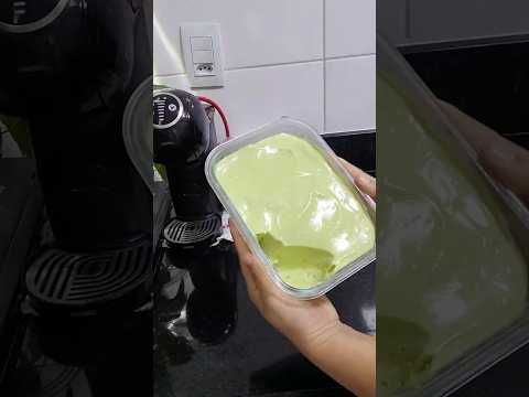 MOUSSE DE ABACATE