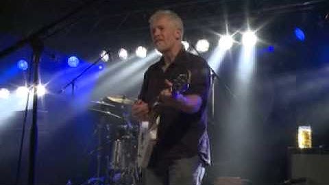 FiS2010_DVD2_17_ Oysterband_Uncommercial Song.mp4