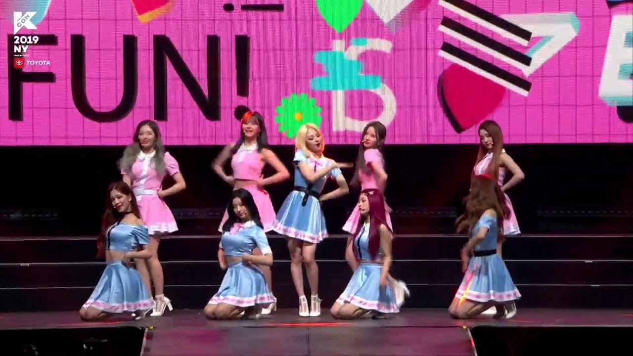 Fromis_9 FUN KCON NY 2019 - YouTube