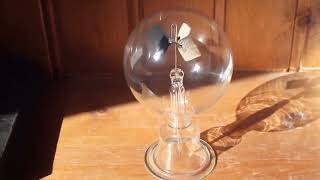 Crookes Radiometer in action