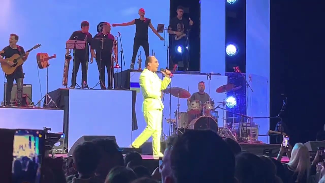 Cristian Castro - Amor (en vivo Movistar Arena) @CristianCastroOficial